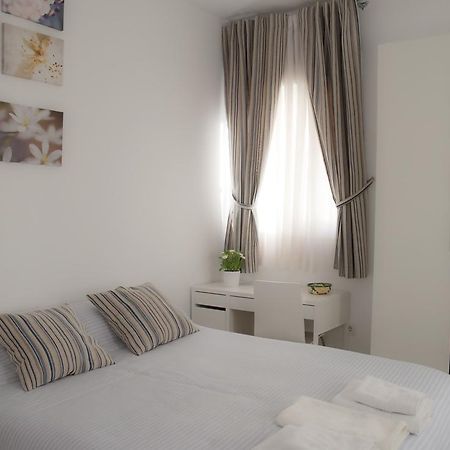 Sunnylivings Hotel Sevilla Buitenkant foto