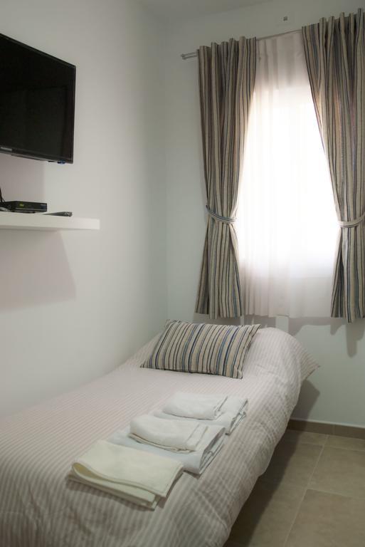 Sunnylivings Hotel Sevilla Buitenkant foto