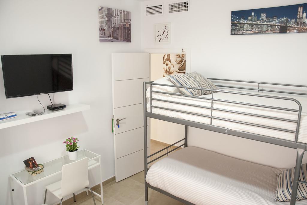 Sunnylivings Hotel Sevilla Buitenkant foto