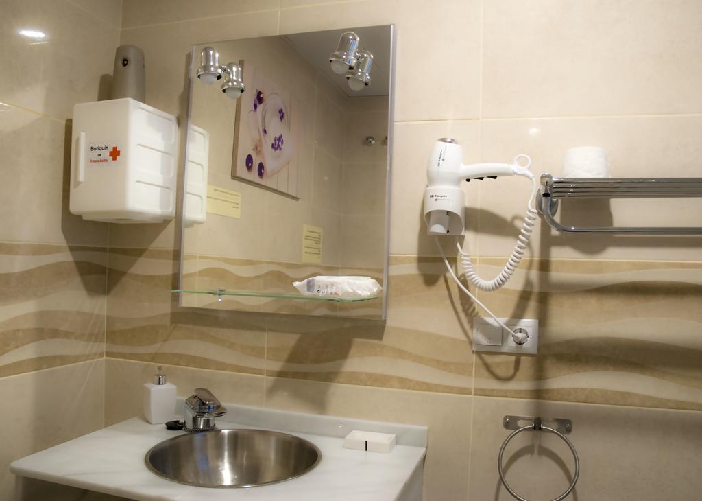 Sunnylivings Hotel Sevilla Buitenkant foto