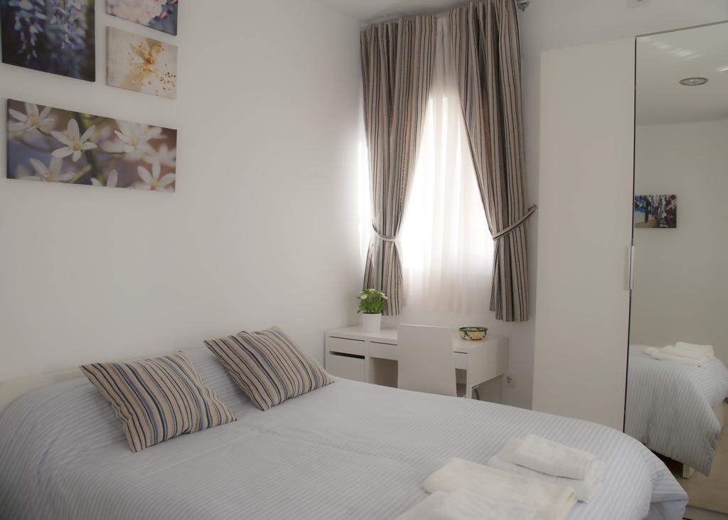 Sunnylivings Hotel Sevilla Buitenkant foto