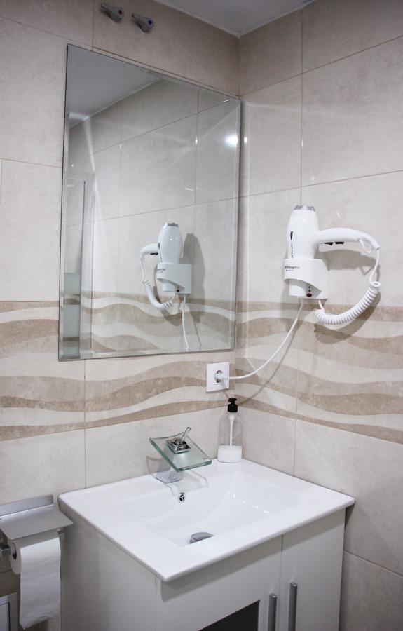 Sunnylivings Hotel Sevilla Buitenkant foto