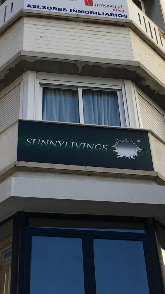 Sunnylivings Hotel Sevilla Buitenkant foto